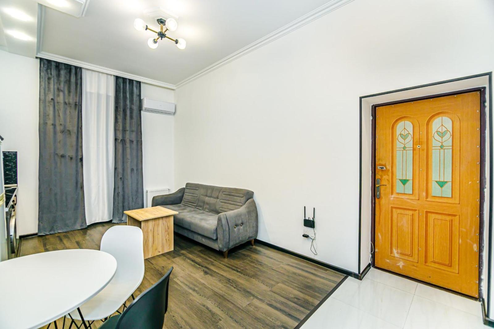 M Estate. 2 Room Home In Targovu Bakü Dış mekan fotoğraf